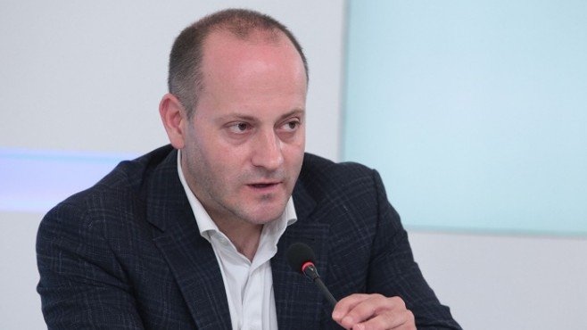 Радан Кънев: Предупредих ЕНП да не ни карат да правим правителство и коалиции с ГЕРБ, те са символ на корумпираност
